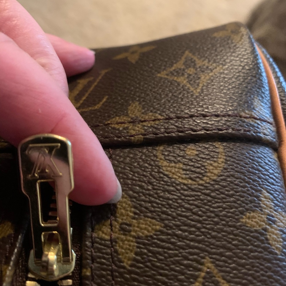 Louis Vuitton Brown Deauville Satchel Bag with Monogram Design authentic - Picture 6 of 14